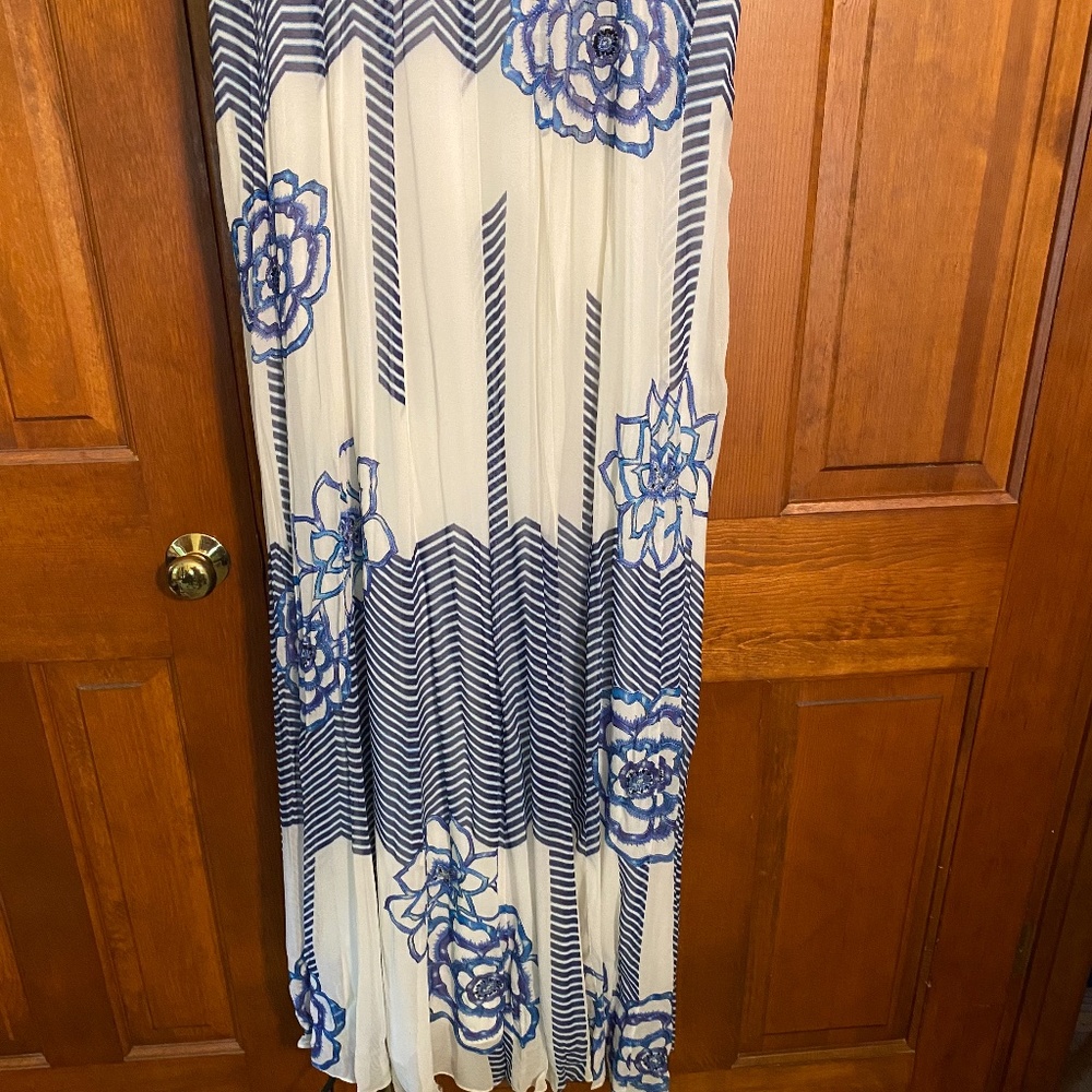 RARE Anthropologie Utpala Maxi Dress in Blue/White size 12 - Picture 6 of 15